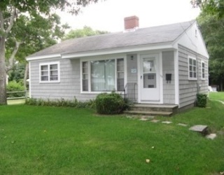 169 Seaview Ave, Yarmouth, Massachusetts, 2 Bedrooms Bedrooms, 4 Rooms Rooms,1 BathroomBathrooms,Residential Lease,For Rent,Seaview Ave,73556198