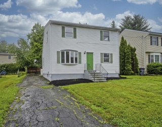 7 Second Avenue, Enfield, Connecticut, 3 Bedrooms Bedrooms, 6 Rooms Rooms,1.5 BathroomsBathrooms,Residential,For Sale,Second Avenue,73556200