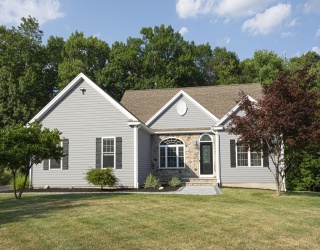 258 Nicholas Dr, Lancaster, Massachusetts, 3 Bedrooms Bedrooms, 8 Rooms Rooms,2 BathroomsBathrooms,Residential,For Sale,Nicholas Dr,73556203