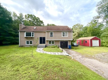 25 Summer Hill Rd, Medway, Massachusetts, 4 Bedrooms Bedrooms, 5 Rooms Rooms,3 BathroomsBathrooms,Residential Lease,For Rent,Summer Hill Rd,73556209