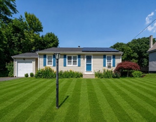 62 Anthony St, Seekonk, Massachusetts, 2 Bedrooms Bedrooms, 5 Rooms Rooms,1 BathroomBathrooms,Residential,For Sale,Anthony St,73556216