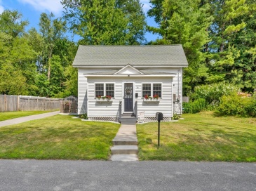 75 Norwood Ave, Leominster, Massachusetts, 2 Bedrooms Bedrooms, 6 Rooms Rooms,1 BathroomBathrooms,Residential,For Sale,Norwood Ave,73556174