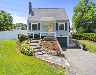 1 Brook Rd, Woburn, Massachusetts, 3 Bedrooms Bedrooms, 7 Rooms Rooms,2 BathroomsBathrooms,Residential,For Sale,Brook Rd,73556153