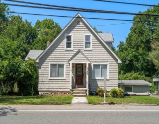 55 Chestnut St, North Reading, Massachusetts, 3 Bedrooms Bedrooms, 7 Rooms Rooms,2 BathroomsBathrooms,Residential,For Sale,Chestnut St,73556234