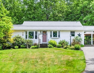 17 Capt Peter Simpson Road, Millbury, Massachusetts, 3 Bedrooms Bedrooms, 5 Rooms Rooms,1 BathroomBathrooms,Residential,For Sale,Capt Peter Simpson Road,73556248