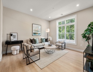 7 Cross St, Wilmington, Massachusetts, 1 Bedroom Bedrooms, 4 Rooms Rooms,1 BathroomBathrooms,Residential,For Sale,Cross St,73556245