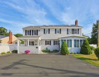 407 Ralph Talbot St, Weymouth, Massachusetts, 6 Bedrooms Bedrooms, 11 Rooms Rooms,4 BathroomsBathrooms,Residential,For Sale,Ralph Talbot St,73556261
