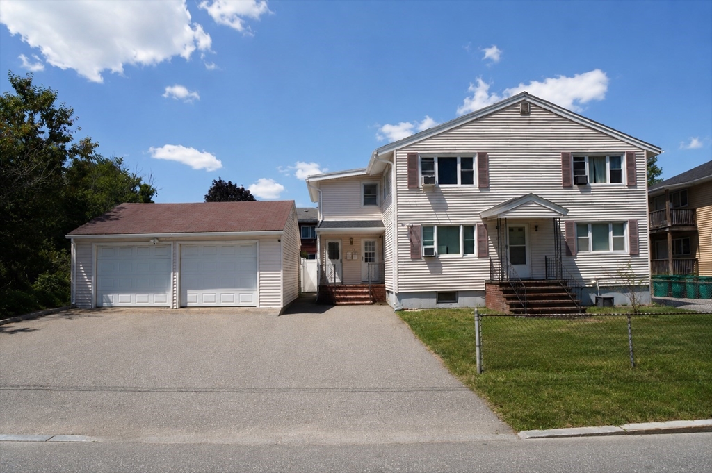 79 Pratt Ave, Lowell, Massachusetts, 6 Bedrooms Bedrooms, 10 Rooms Rooms,3 BathroomsBathrooms,Residential Income,For Sale,Pratt Ave,73556298