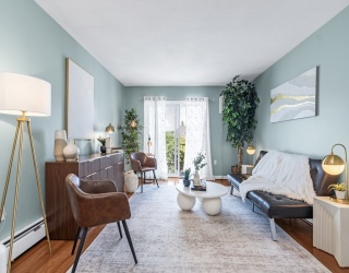 31 Symonds St, Salem, Massachusetts, 2 Bedrooms Bedrooms, 4 Rooms Rooms,1 BathroomBathrooms,Residential,For Sale,Symonds St,73556305