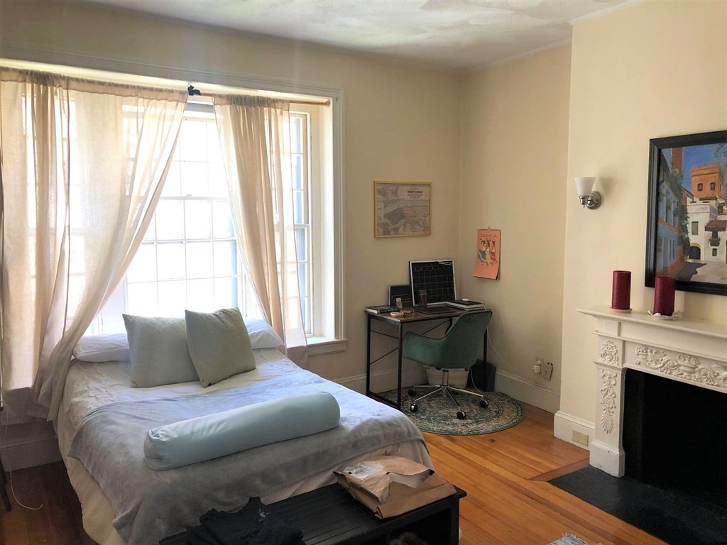 15 Charles, Boston, Massachusetts, 1 Bedroom Bedrooms, 3 Rooms Rooms,1 BathroomBathrooms,Residential Lease,For Rent,Charles,73556326
