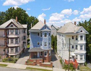 433 Cedar Grove St, New Bedford, Massachusetts, 9 Bedrooms Bedrooms, 21 Rooms Rooms,3 BathroomsBathrooms,Residential Income,For Sale,Cedar Grove St,73556325