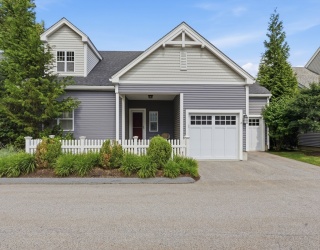 8 Lantern Way, Ashland, Massachusetts, 2 Bedrooms Bedrooms, 5 Rooms Rooms,2 BathroomsBathrooms,Residential,For Sale,Lantern Way,73556335
