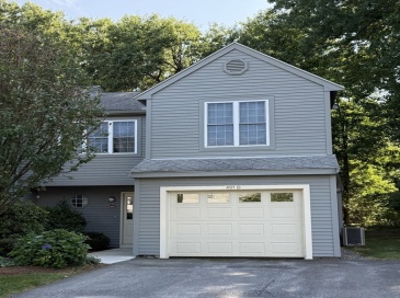 401 Ridgefield Cir, Clinton, Massachusetts, 2 Bedrooms Bedrooms, 6 Rooms Rooms,2.5 BathroomsBathrooms,Residential,For Sale,Ridgefield Cir,73556007