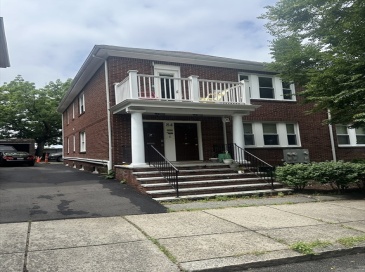 84 Lawton St., Brookline, Massachusetts, 3 Bedrooms Bedrooms, 6 Rooms Rooms,1.5 BathroomsBathrooms,Residential Lease,For Rent,Lawton St.,73556011 84 Lawton St., Brookline, Massachusetts, 3 Bedrooms Bedrooms, 6 Rooms Rooms,1.5 BathroomsBathrooms,Residential Lease,For Rent,Lawton St.,73556011