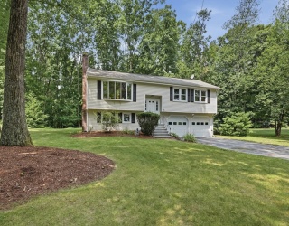 36 Valentine Rd, Northborough, Massachusetts, 3 Bedrooms Bedrooms, 7 Rooms Rooms,3 BathroomsBathrooms,Residential,For Sale,Valentine Rd,73556371