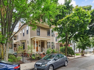 61 Preston Rd, Somerville, Massachusetts, 5 Bedrooms Bedrooms, 8 Rooms Rooms,2.5 BathroomsBathrooms,Residential,For Sale,Preston Rd,73556366