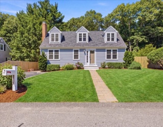 49 Dana Rd, Norwell, Massachusetts, 4 Bedrooms Bedrooms, 8 Rooms Rooms,2 BathroomsBathrooms,Residential,For Sale,Dana Rd,73556378
