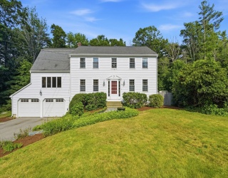 297 Holly Rd, Marshfield, Massachusetts, 4 Bedrooms Bedrooms, 8 Rooms Rooms,2.5 BathroomsBathrooms,Residential,For Sale,Holly Rd,73556092