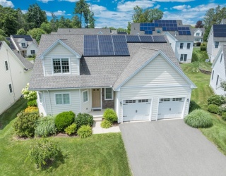 20 Bridge Rd, Northampton, Massachusetts, 3 Bedrooms Bedrooms, 7 Rooms Rooms,3 BathroomsBathrooms,Residential,For Sale,Bridge Rd,73554512