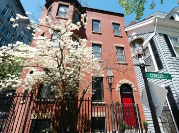 29 Monument Sq, Boston, Massachusetts, 2 Bedrooms Bedrooms, 5 Rooms Rooms,1 BathroomBathrooms,Residential Lease,For Rent,Monument Sq,73556150