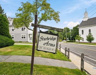 173 Main St, North Andover, Massachusetts, 2 Bedrooms Bedrooms, 4 Rooms Rooms,1 BathroomBathrooms,Residential,For Sale,Main St,73556160