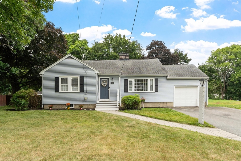 61 Goldsmith St, Littleton, Massachusetts, 3 Bedrooms Bedrooms, 6 Rooms Rooms,2 BathroomsBathrooms,Residential,For Sale,Goldsmith St,73556402