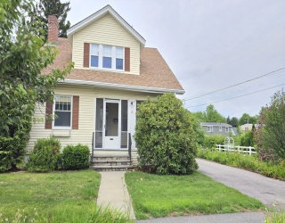 21 Arbutus Road, Worcester, Massachusetts, 4 Bedrooms Bedrooms, 7 Rooms Rooms,1.5 BathroomsBathrooms,Residential,For Sale,Arbutus Road,73555982