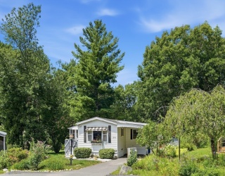 29-5 South Meadow Village, Carver, Massachusetts, 2 Bedrooms Bedrooms, 5 Rooms Rooms,1 BathroomBathrooms,Residential,For Sale,South Meadow Village,73556415