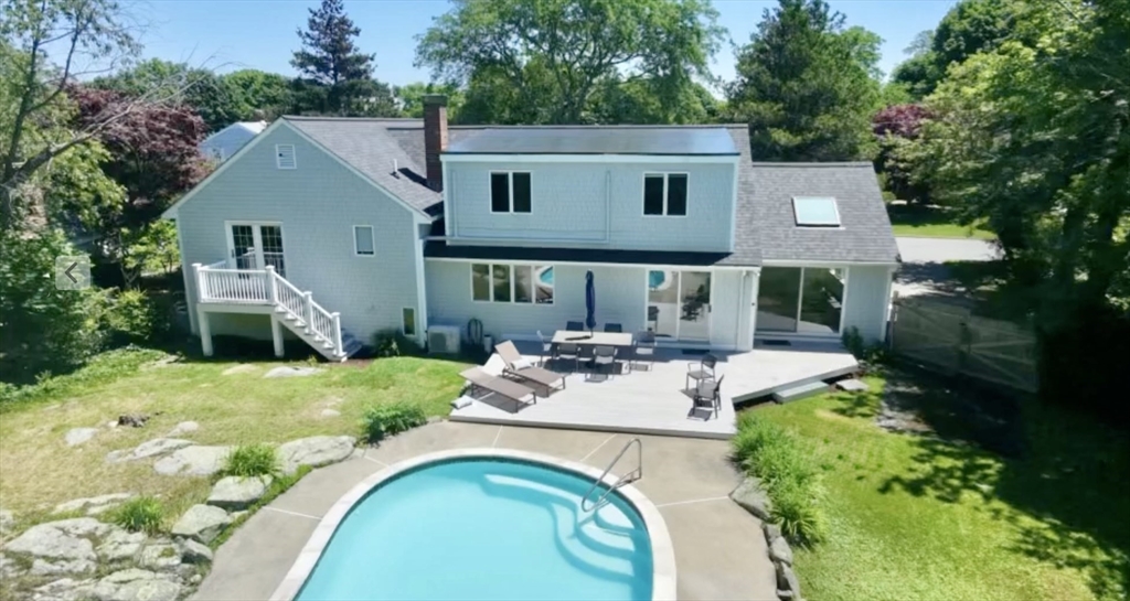 8 Marbee Rd, Rockport, Massachusetts, 4 Bedrooms Bedrooms, 7 Rooms Rooms,3 BathroomsBathrooms,Residential,For Sale,Marbee Rd,73556181