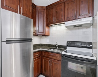 43-51 Albion St, Melrose, Massachusetts, 1 Bedroom Bedrooms, 4 Rooms Rooms,1 BathroomBathrooms,Residential,For Sale,Albion St,73556407