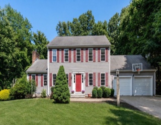 75 Connor Pass, Uxbridge, Massachusetts, 3 Bedrooms Bedrooms, 7 Rooms Rooms,2.5 BathroomsBathrooms,Residential,For Sale,Connor Pass,73556072