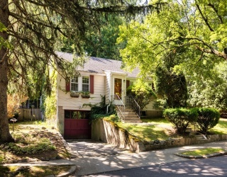 45 Cragmore Rd, Newton, Massachusetts, 2 Bedrooms Bedrooms, 5 Rooms Rooms,1 BathroomBathrooms,Residential,For Sale,Cragmore Rd,73556352