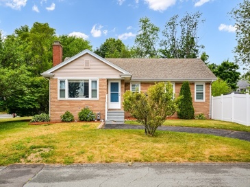 43 Fairview Ave, Somerset, Massachusetts, 3 Bedrooms Bedrooms, 6 Rooms Rooms,2 BathroomsBathrooms,Residential,For Sale,Fairview Ave,73540630