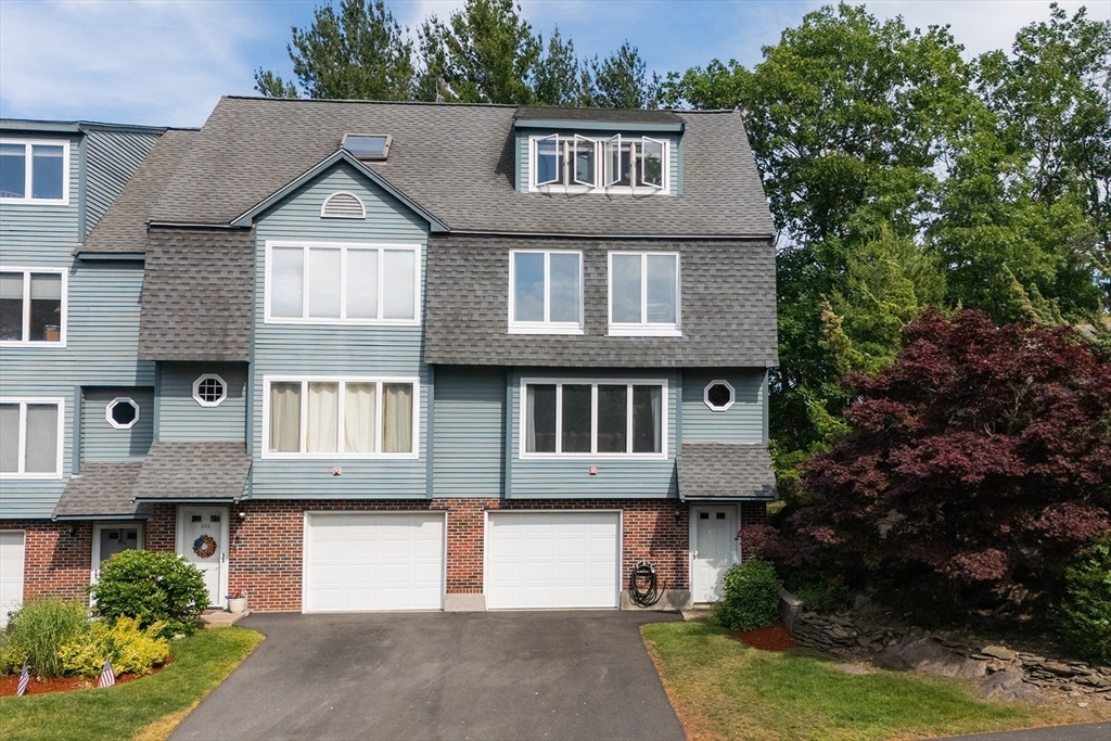 506 Reynolds Dr, Saugus, Massachusetts, 2 Bedrooms Bedrooms, 5 Rooms Rooms,2 BathroomsBathrooms,Residential,For Sale,Reynolds Dr,73538413