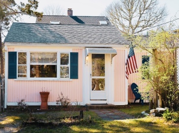 253 Shad Hole Rd, Dennis, Massachusetts, 2 Bedrooms Bedrooms, 4 Rooms Rooms,1 BathroomBathrooms,Residential,For Sale,Shad Hole Rd,73526472