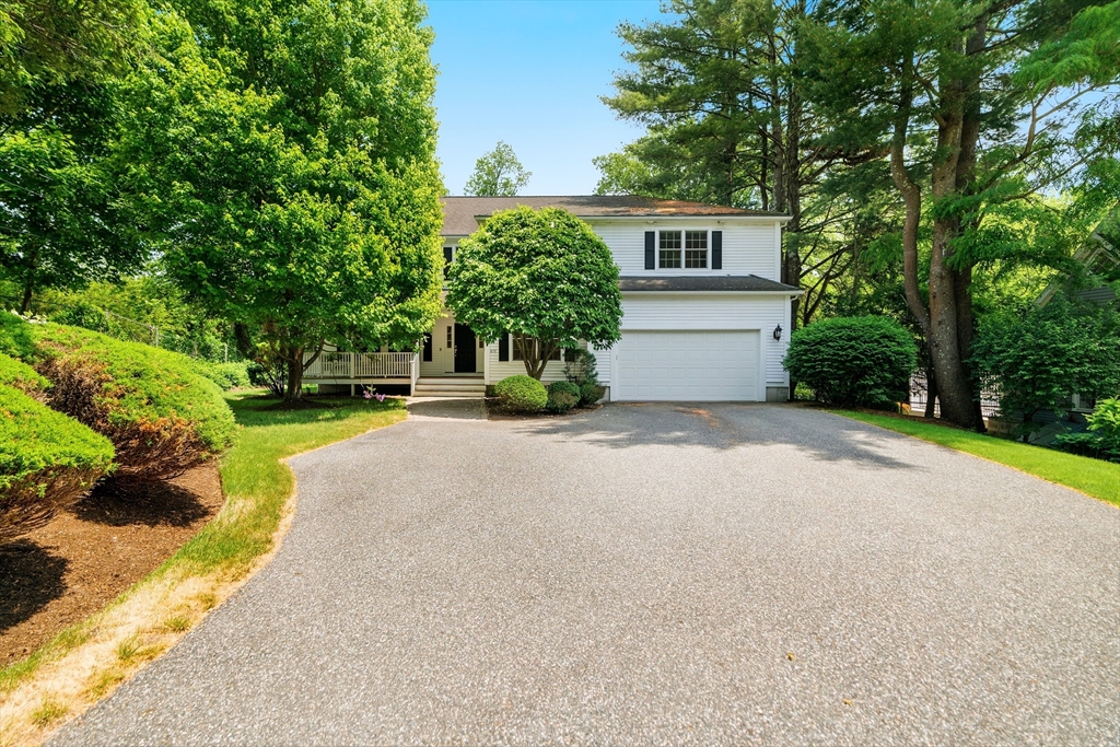 876 Central Ave, Needham, Massachusetts, 4 Bedrooms Bedrooms, 8 Rooms Rooms,3.5 BathroomsBathrooms,Residential,For Sale,Central Ave,73535320