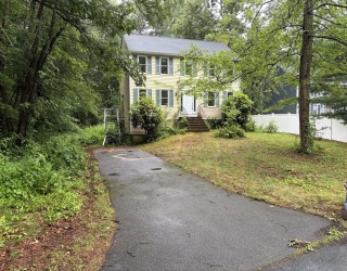 27 Margaret Dr, Norton, Massachusetts, 3 Bedrooms Bedrooms, 6 Rooms Rooms,1.5 BathroomsBathrooms,Residential,For Sale,Margaret Dr,73540634