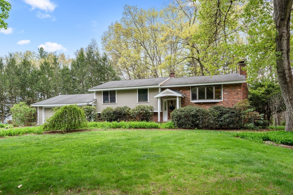 55 Saxony Drive, Sudbury, Massachusetts, 3 Bedrooms Bedrooms, 10 Rooms Rooms,3 BathroomsBathrooms,Residential,For Sale,Saxony Drive,73517153