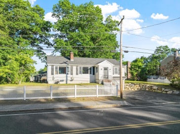 195 Lakeview Ave, Tyngsborough, Massachusetts, 3 Bedrooms Bedrooms, 8 Rooms Rooms,2 BathroomsBathrooms,Residential,For Sale,Lakeview Ave,73530159 195 Lakeview Ave, Tyngsborough, Massachusetts, 3 Bedrooms Bedrooms, 8 Rooms Rooms,2 BathroomsBathrooms,Residential,For Sale,Lakeview Ave,73530159