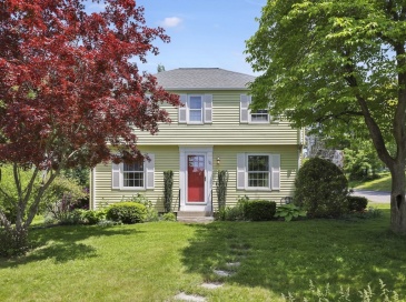 121 Benz St, Springfield, Massachusetts, 3 Bedrooms Bedrooms, 6 Rooms Rooms,1.5 BathroomsBathrooms,Residential,For Sale,Benz St,73525606 121 Benz St, Springfield, Massachusetts, 3 Bedrooms Bedrooms, 6 Rooms Rooms,1.5 BathroomsBathrooms,Residential,For Sale,Benz St,73525606
