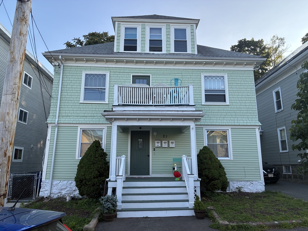 21 Dunlap Street, Salem, Massachusetts, 2 Bedrooms Bedrooms, 3 Rooms Rooms,1 BathroomBathrooms,Residential,For Sale,Dunlap Street,73556455