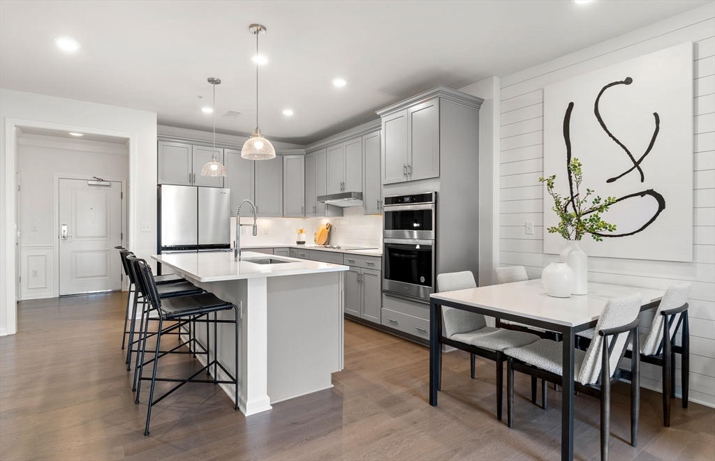 7 Green Street, Shrewsbury, Massachusetts, 1 Bedroom Bedrooms, 4 Rooms Rooms,1 BathroomBathrooms,Residential,For Sale,Green Street,73556460