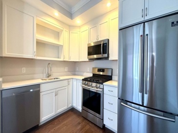 371 Main St, Woburn, Massachusetts, 1 Bedroom Bedrooms, 2 Rooms Rooms,1 BathroomBathrooms,Residential Lease,For Rent,Main St,73556477