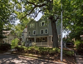 127 Kilsyth Rd, Boston, Massachusetts, 2 Bedrooms Bedrooms, 4 Rooms Rooms,1.5 BathroomsBathrooms,Residential,For Sale,Kilsyth Rd,73556436