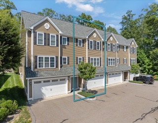 1405 Commerce Way, Attleboro, Massachusetts, 3 Bedrooms Bedrooms, 5 Rooms Rooms,2.5 BathroomsBathrooms,Residential,For Sale,Commerce Way,73556472