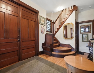 124 Spruce Street, Watertown, Massachusetts, 4 Bedrooms Bedrooms, 7 Rooms Rooms,2 BathroomsBathrooms,Residential,For Sale,Spruce Street,73556535
