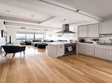 12 Stoneholm St, Boston, Massachusetts, 4 Bedrooms Bedrooms, 7 Rooms Rooms,2 BathroomsBathrooms,Residential Lease,For Rent,Stoneholm St,73556534