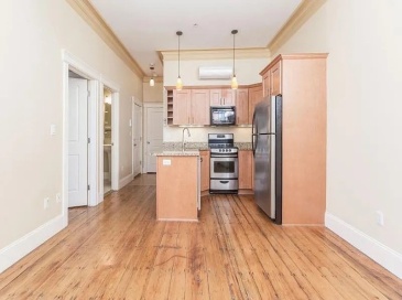263 Newbury, Boston, Massachusetts, 2 Bedrooms Bedrooms, 4 Rooms Rooms,1 BathroomBathrooms,Residential Lease,For Rent,Newbury,73556539