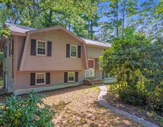 30 Sugar Hill Circle, Methuen, Massachusetts, 3 Bedrooms Bedrooms, 8 Rooms Rooms,2 BathroomsBathrooms,Residential,For Sale,Sugar Hill Circle,73556564