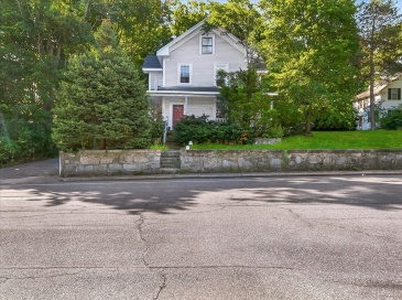 2 Lexington St, Woburn, Massachusetts, 4 Bedrooms Bedrooms, 8 Rooms Rooms,3 BathroomsBathrooms,Residential Income,For Sale,Lexington St,73556554